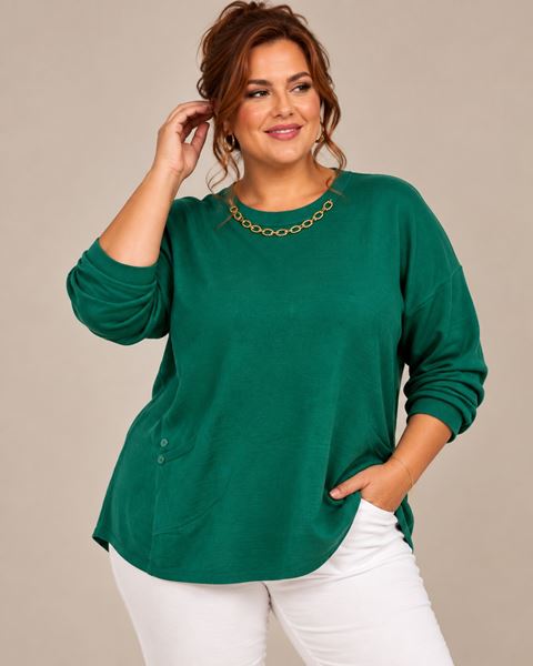 Immagine di CASHMERE ROUND NECK TOP WITH GOLD CHAIN